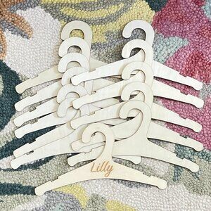 Set of 12 Personalized Wooden Baby Hangers-Brand New-Laser Cut